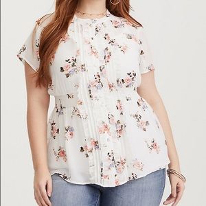 Torrid size 1 floral white ruffle blouse, NWT